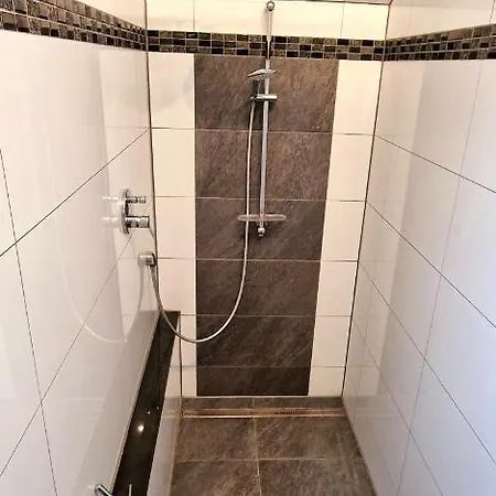 Privatwohnung Rybczynski