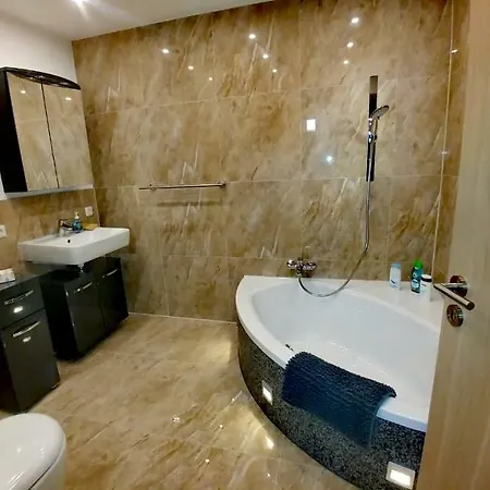 公寓 普利瓦特沃农里博辛斯基民宿